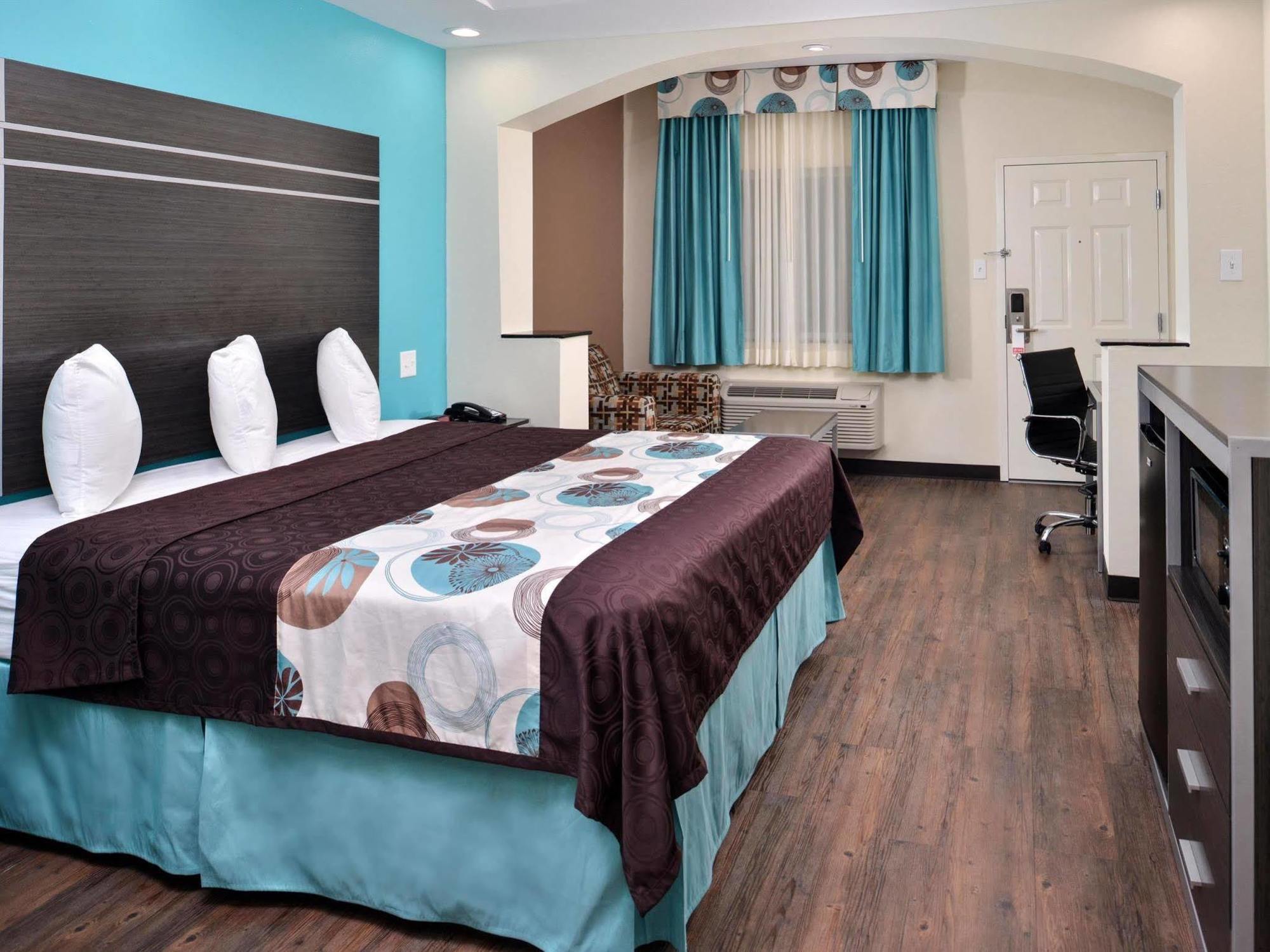 Americas Best Value Inn & Suites Spring / N. Houston Buitenkant foto