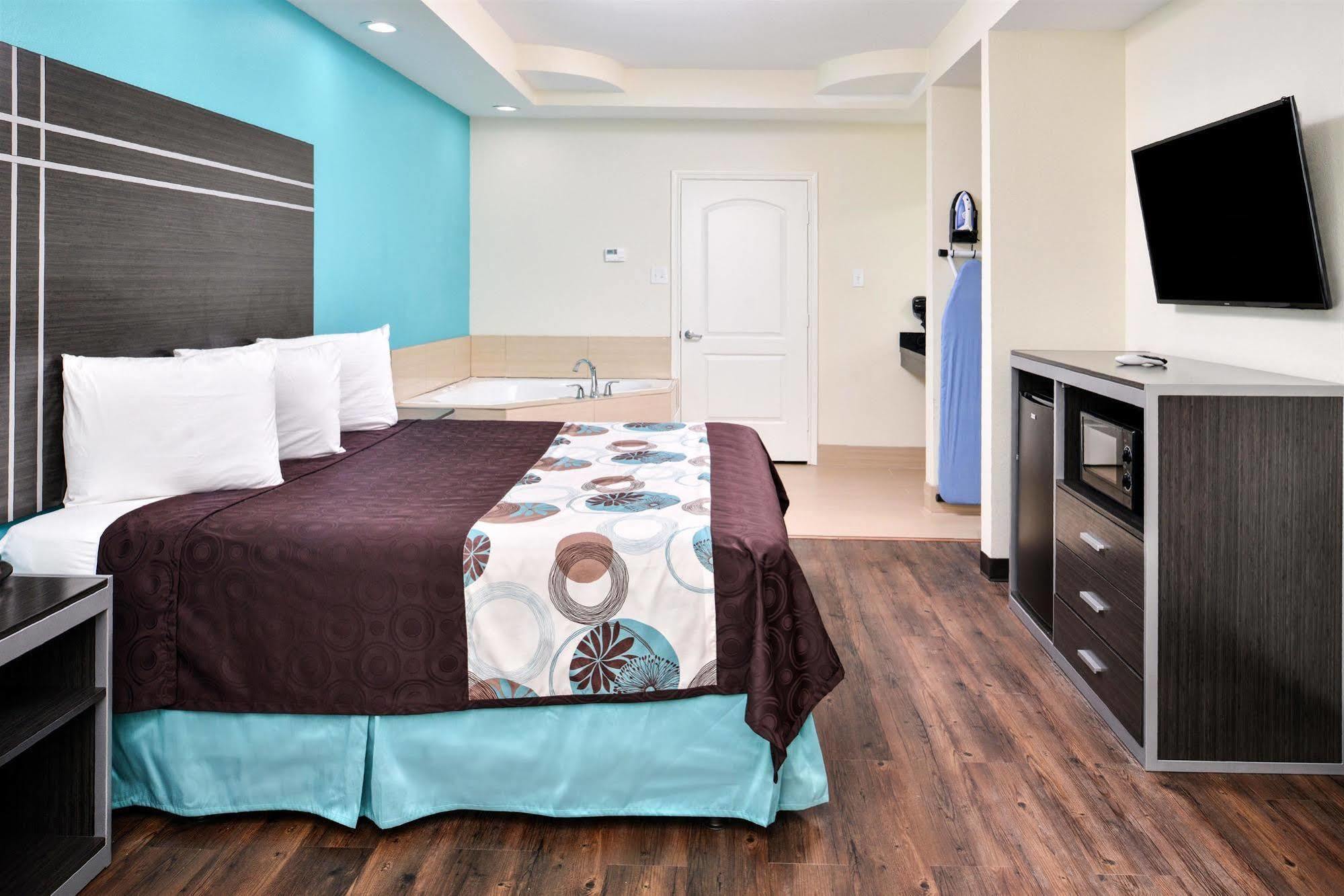Americas Best Value Inn & Suites Spring / N. Houston Buitenkant foto