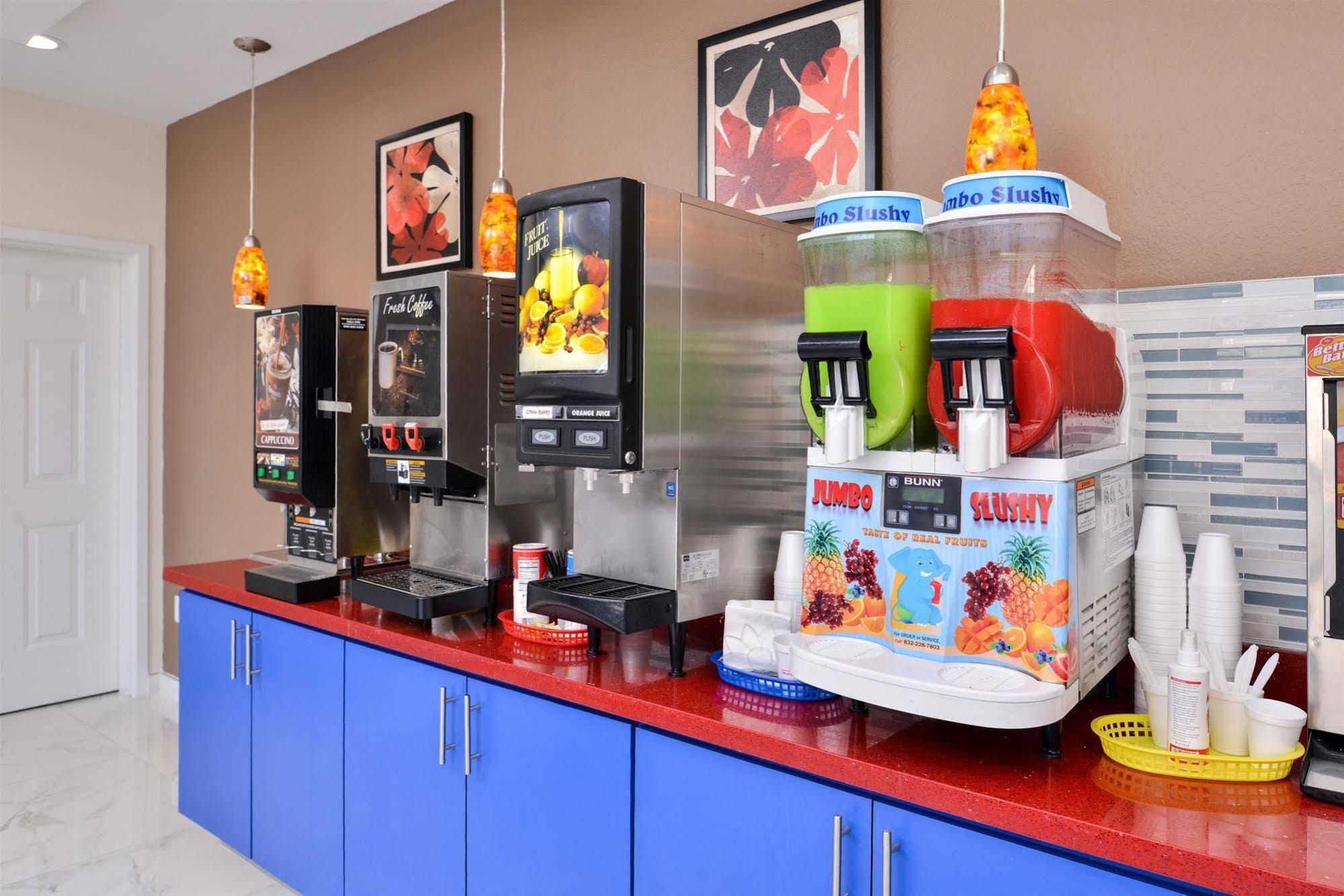 Americas Best Value Inn & Suites Spring / N. Houston Buitenkant foto